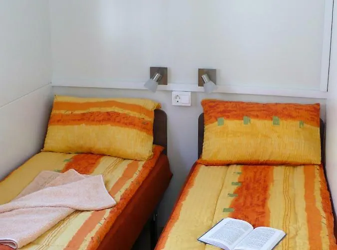 Victoria Mobilehome In Solaris Fkk Naturist Poreč